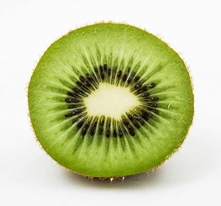 Aufgeschnittene Kiwi